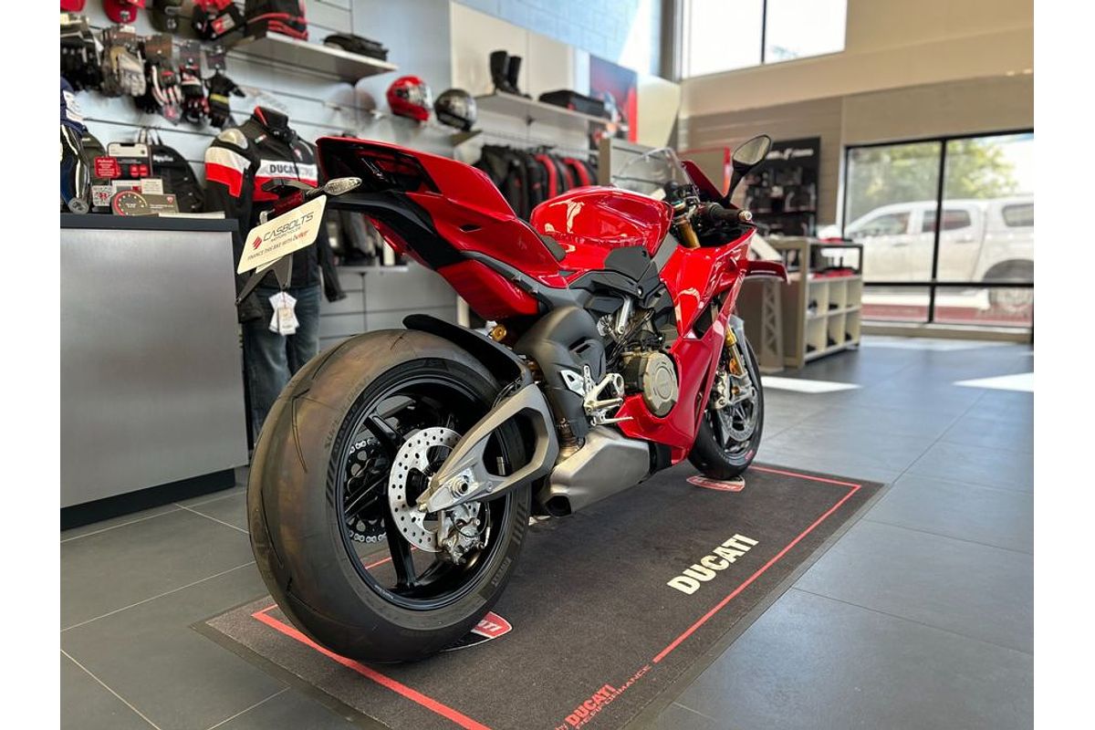 2025 Ducati PANIGALE V4S
