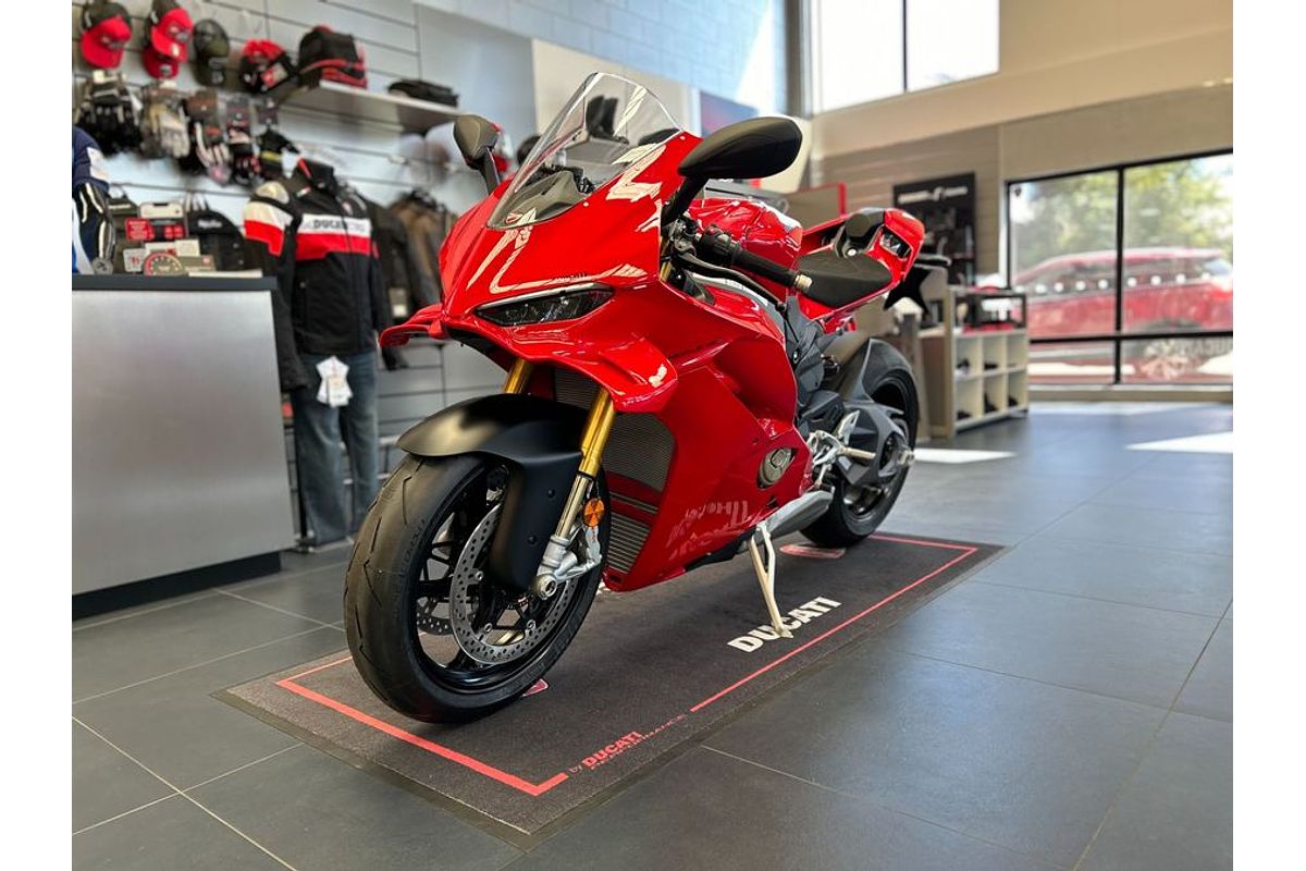 2025 Ducati PANIGALE V4S