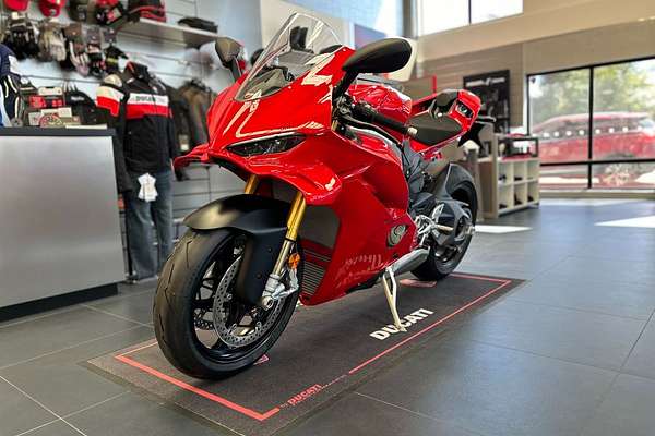 2025 Ducati PANIGALE V4S