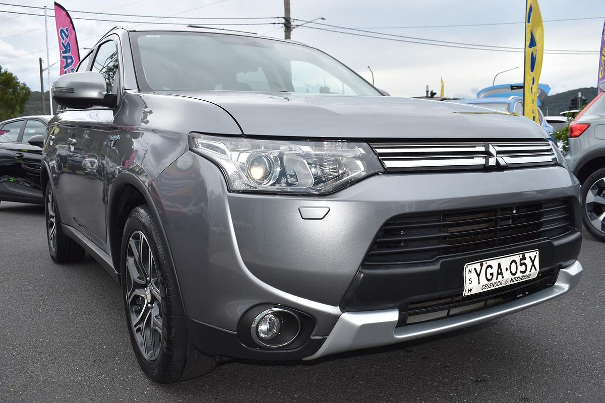2014 Mitsubishi Outlander PHEV ZJ