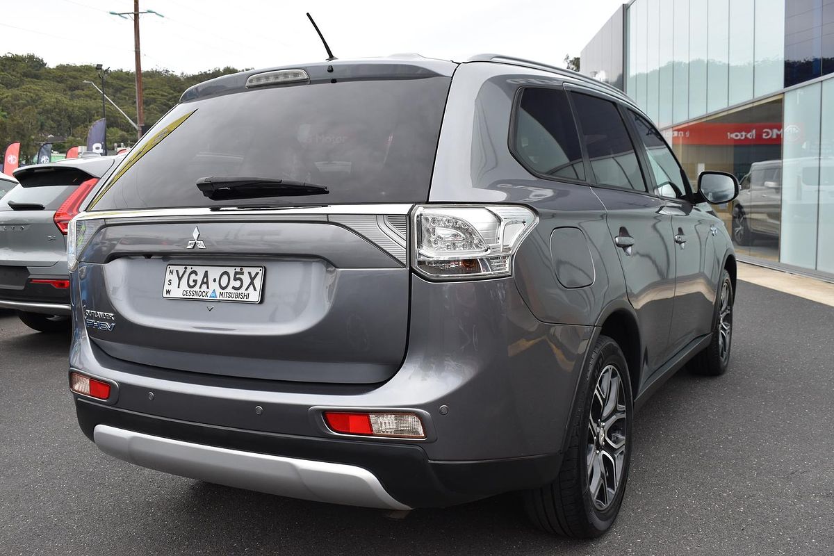 2014 Mitsubishi Outlander PHEV ZJ