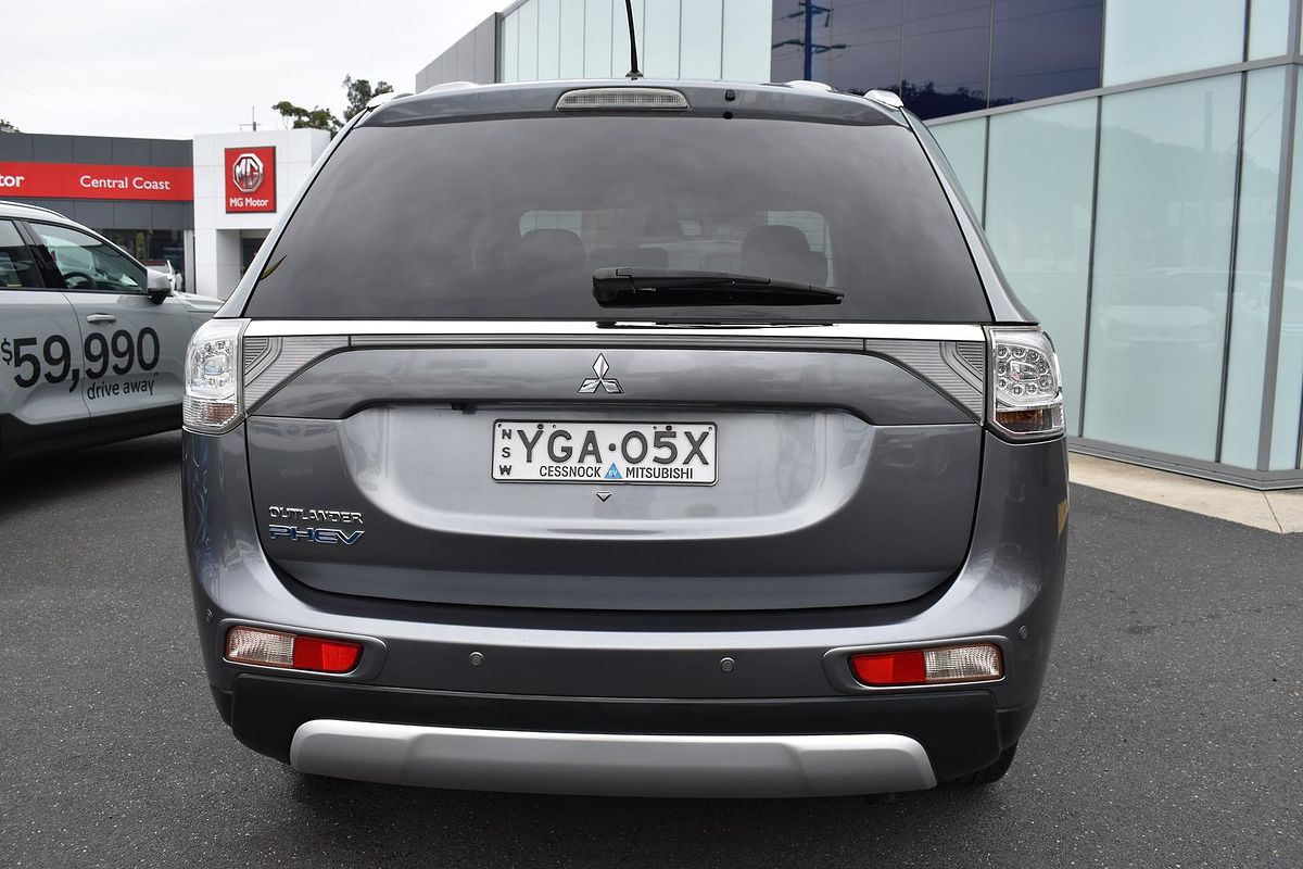 2014 Mitsubishi Outlander PHEV ZJ
