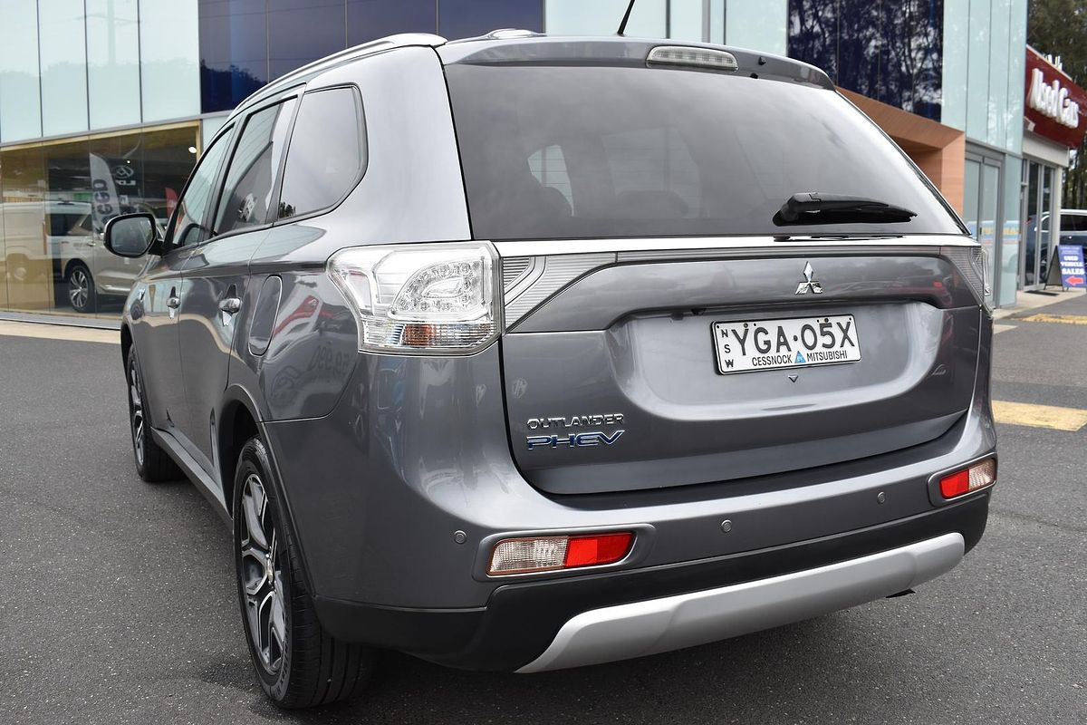 2014 Mitsubishi Outlander PHEV ZJ