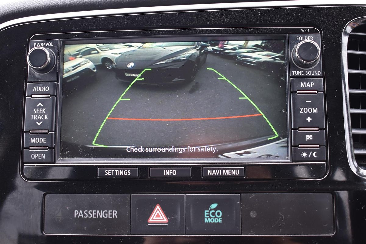 2014 Mitsubishi Outlander PHEV ZJ