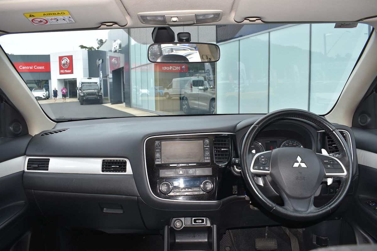 2014 Mitsubishi Outlander PHEV ZJ