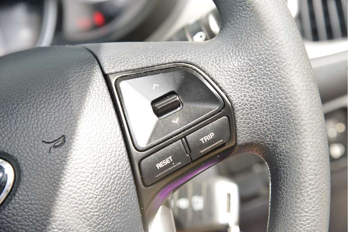 2015 Kia Rio S UB