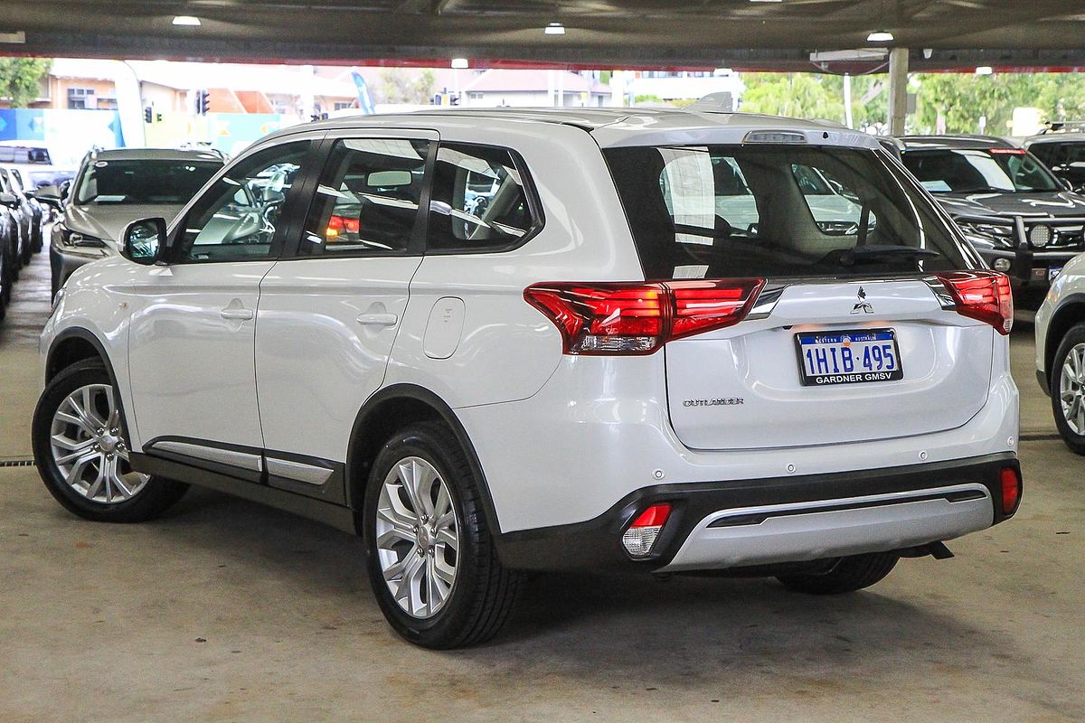 2021 Mitsubishi Outlander ES ZL