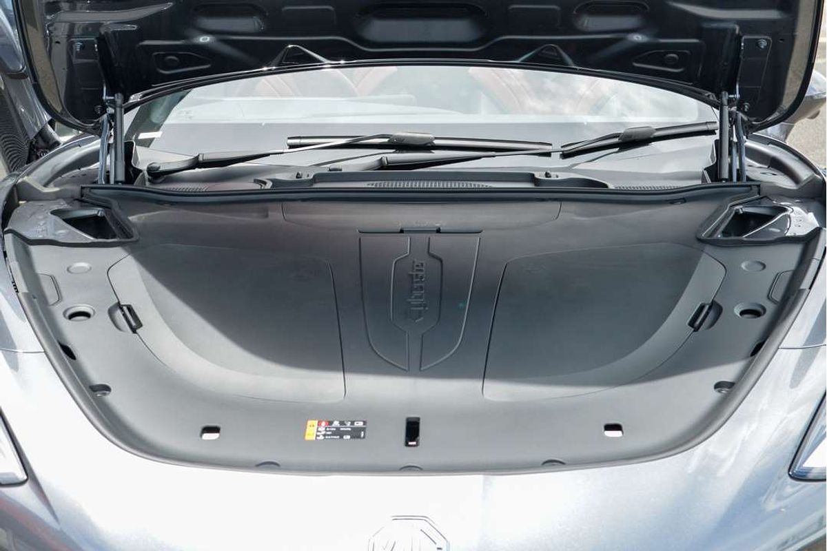 2024 MG Cyberster EC32