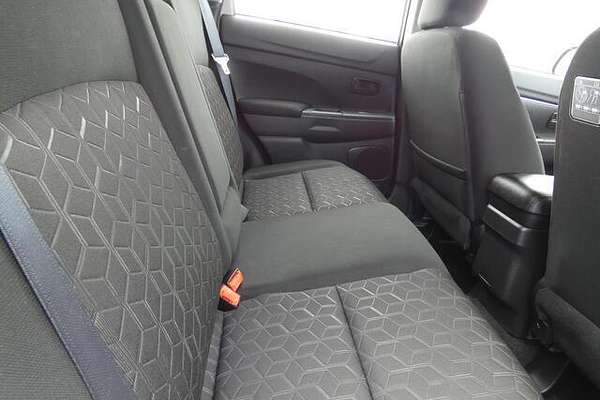 2023 Mitsubishi ASX ES XD