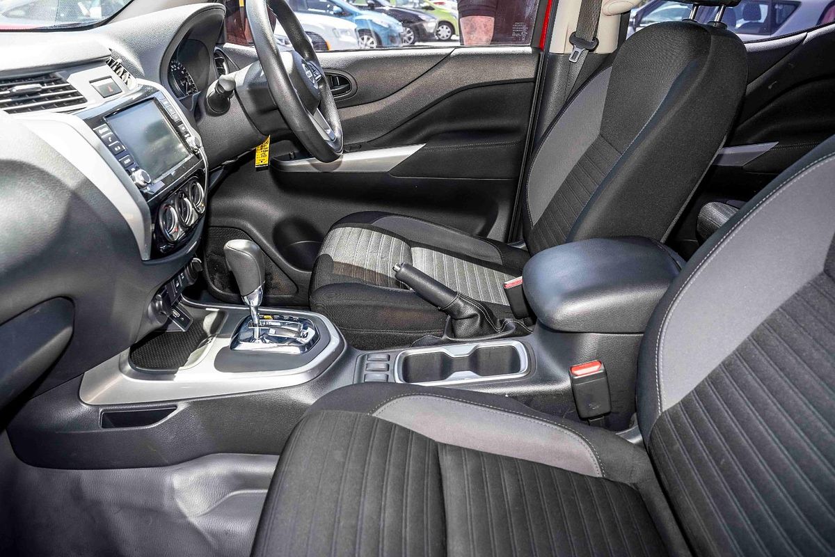 2021 Nissan Navara ST D23 4X4
