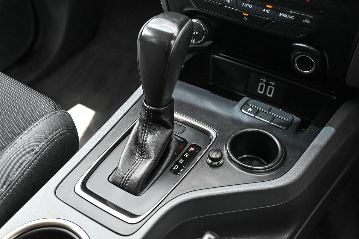 2017 Ford Everest Ambiente UA