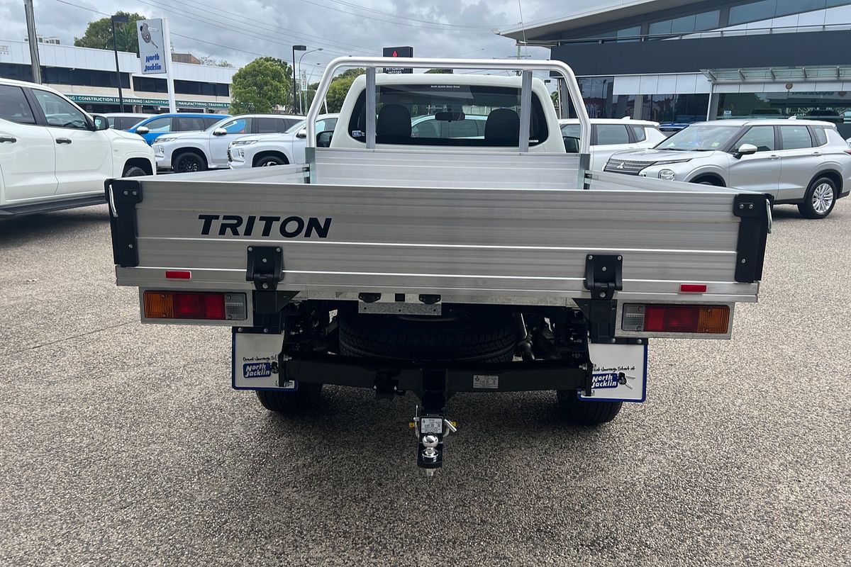 2023 Mitsubishi Triton GLX MR 4X4