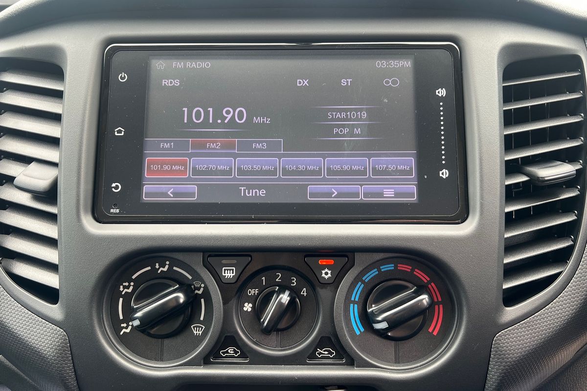 2023 Mitsubishi Triton GLX MR 4X4