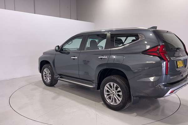 2023 Mitsubishi Pajero Sport GLX QF