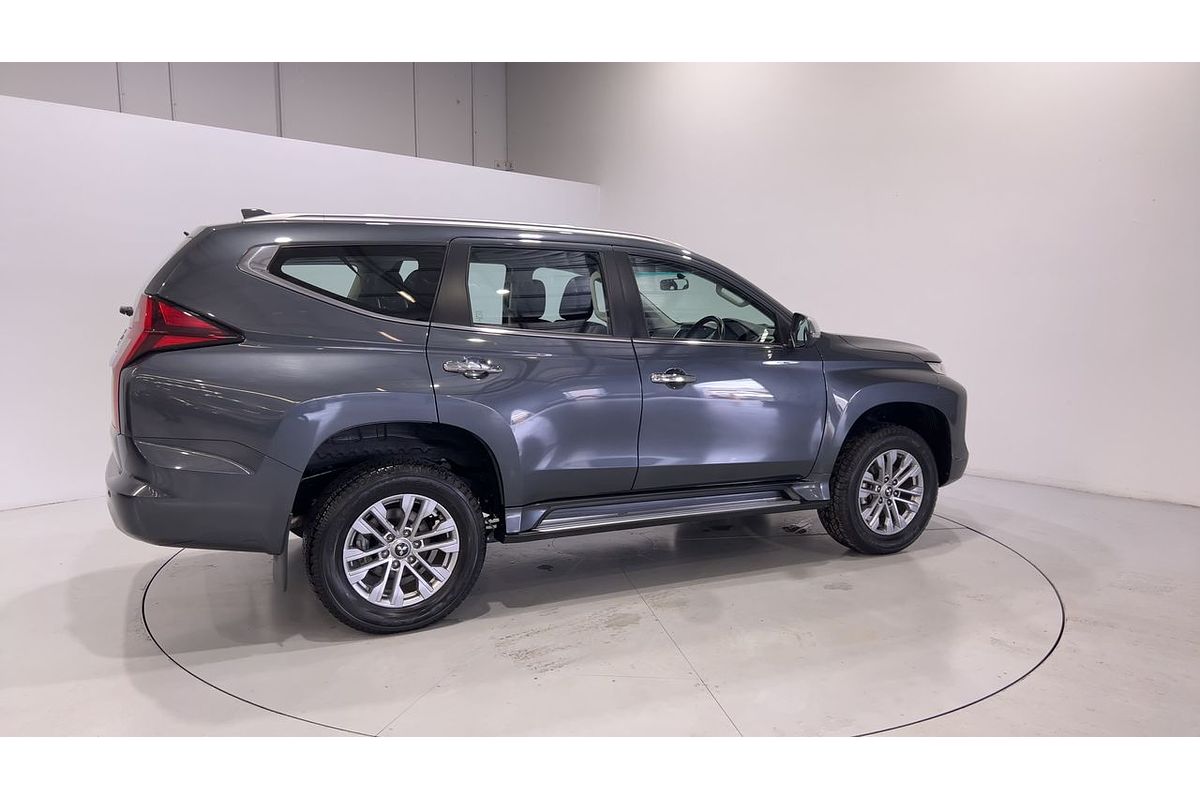 2023 Mitsubishi Pajero Sport GLX QF