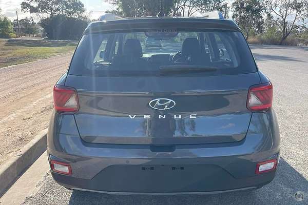 2024 Hyundai Venue Active QX.V5