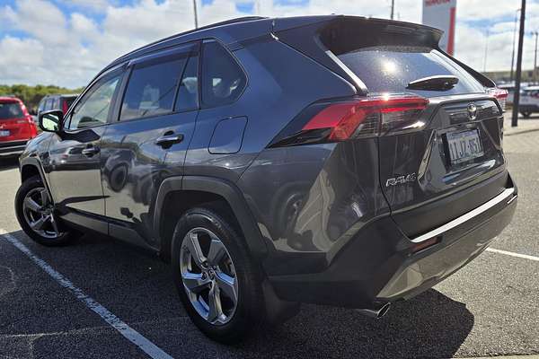 2020 Toyota RAV4 GXL MXAA52R