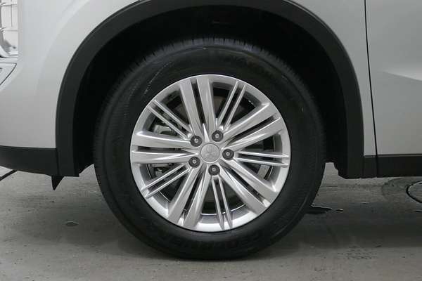 2023 Mitsubishi Outlander LS ZM