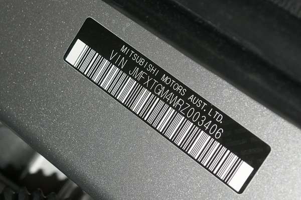 2023 Mitsubishi Outlander LS ZM