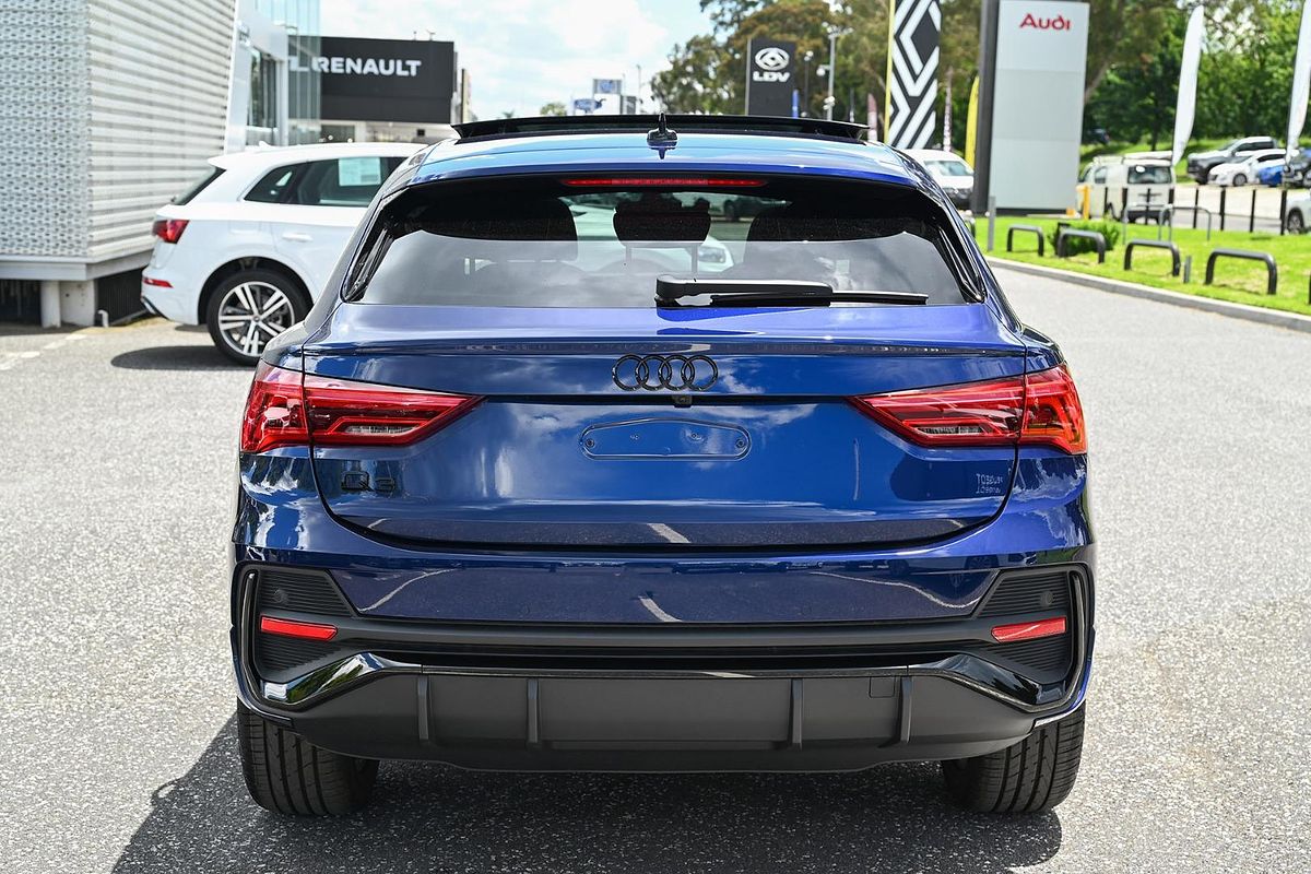 2024 Audi Q3 35 TFSI Dynamic Black F3