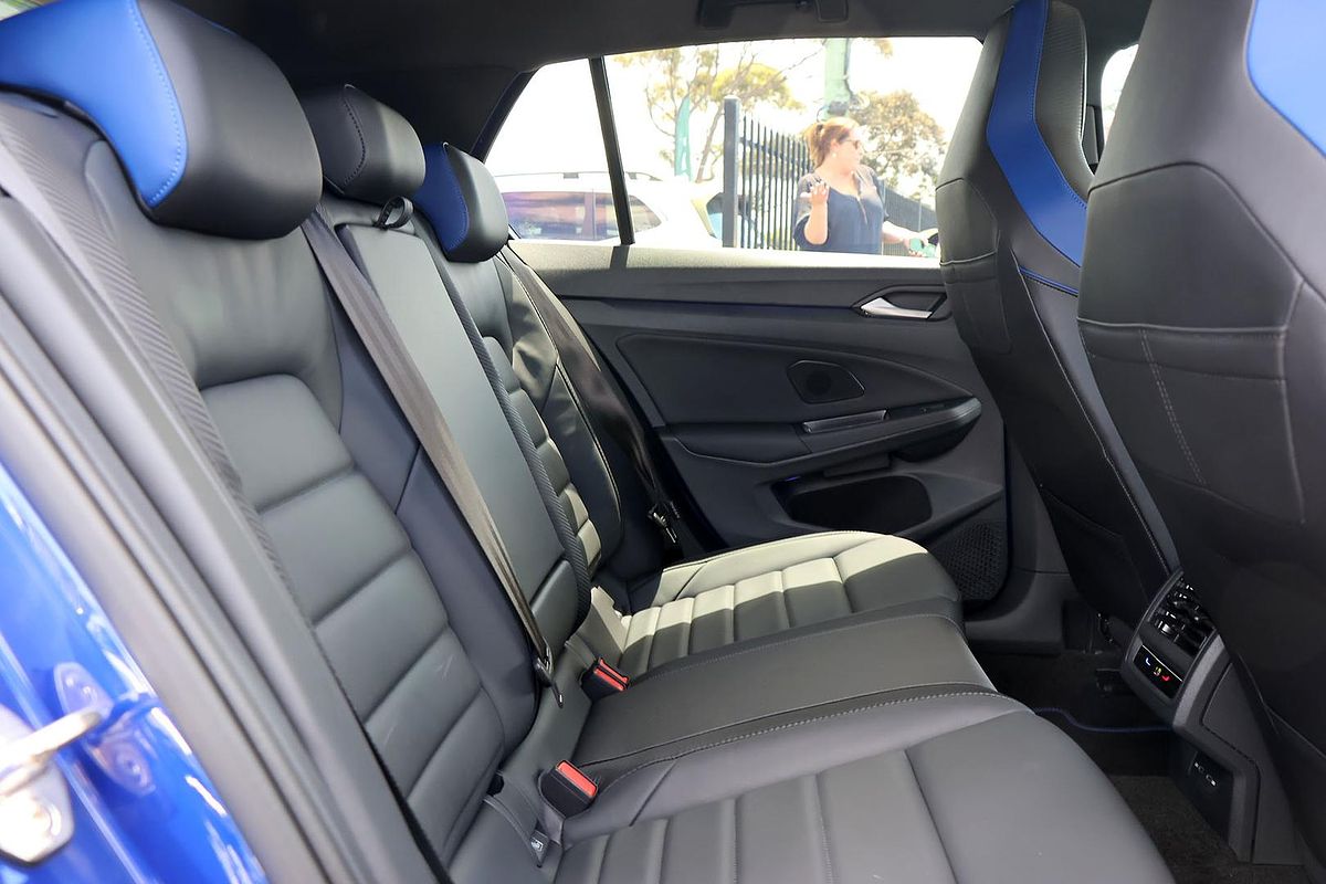 2023 Volkswagen Golf R 20 Years 8