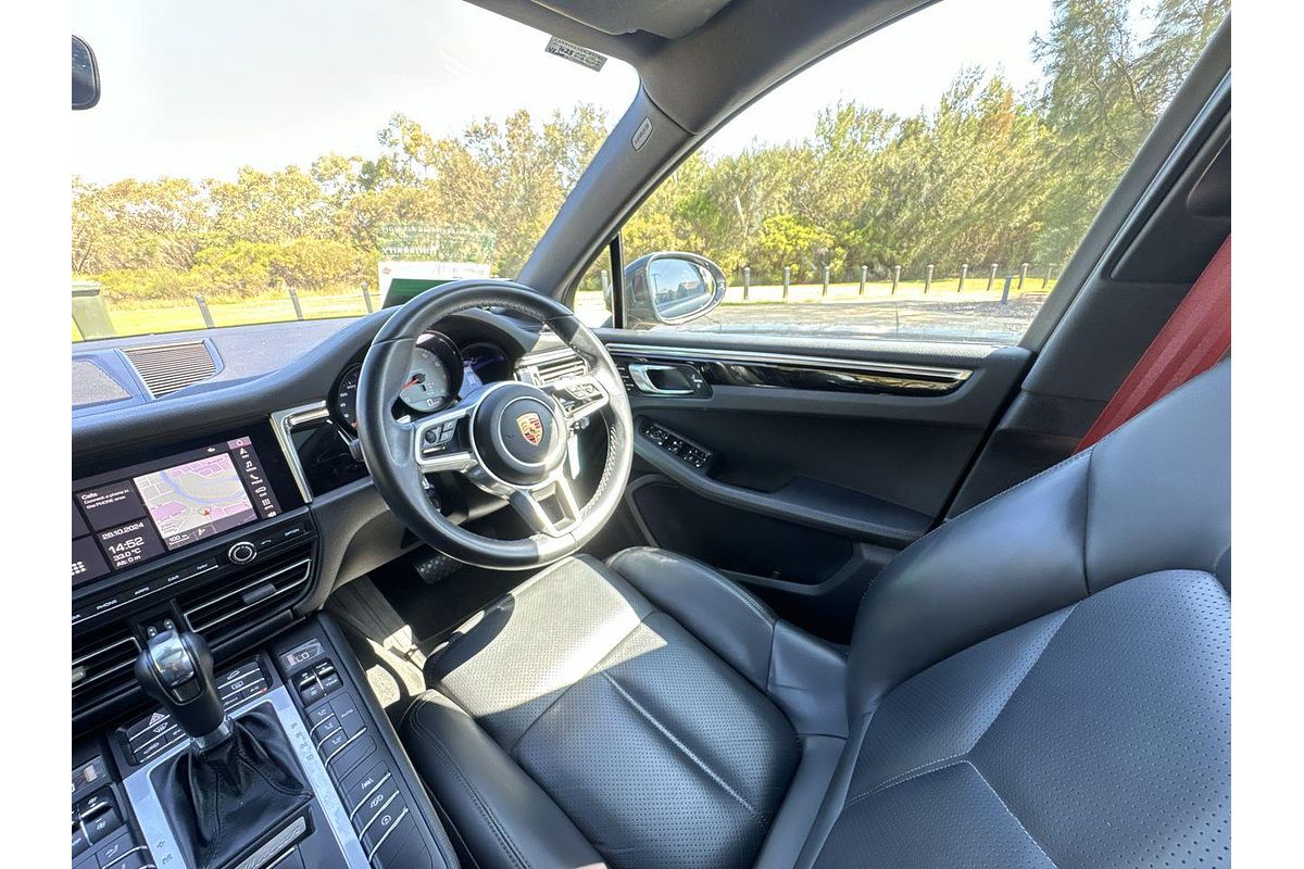 2019 Porsche Macan S 95B