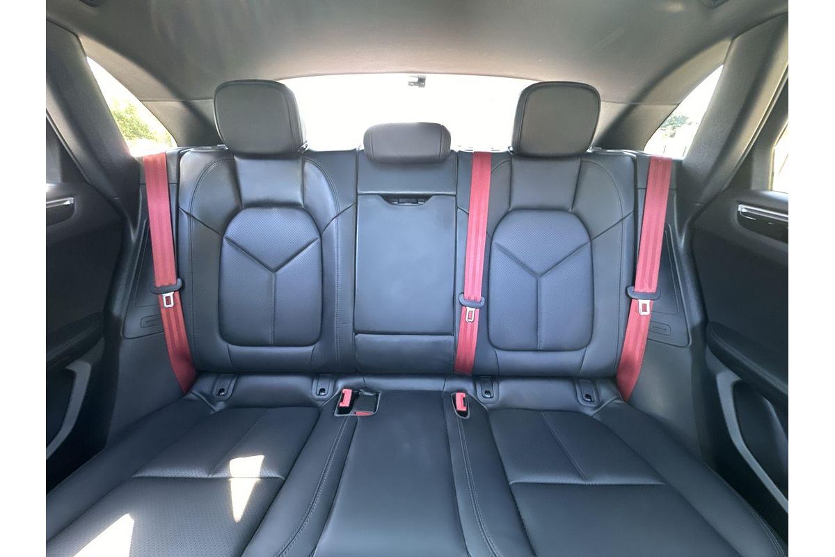 2019 Porsche Macan S 95B