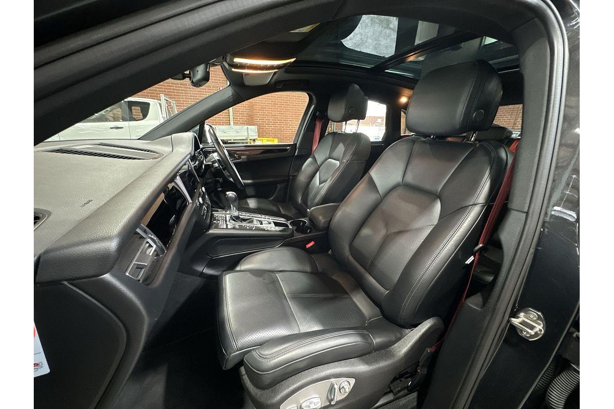 2019 Porsche Macan S 95B