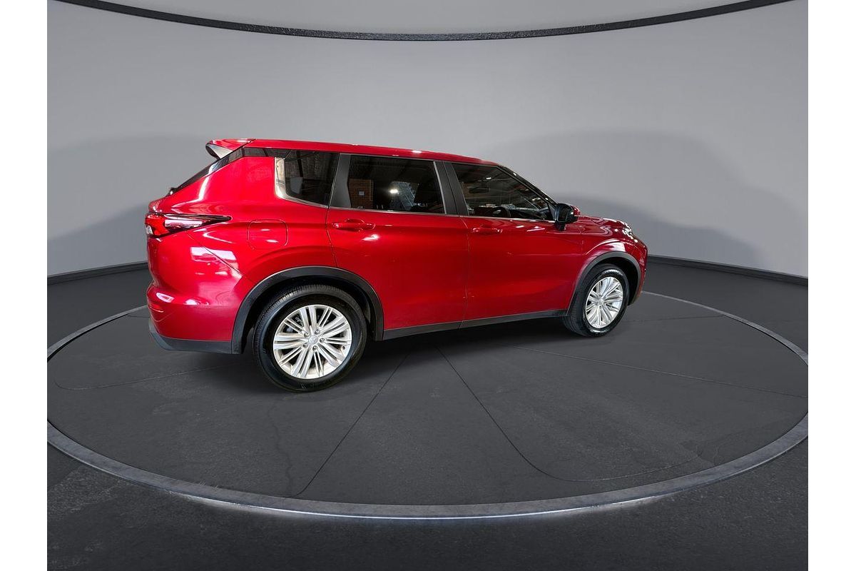 2022 Mitsubishi Outlander ES ZM