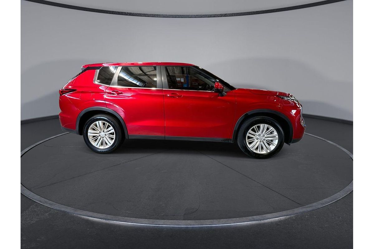 2022 Mitsubishi Outlander ES ZM