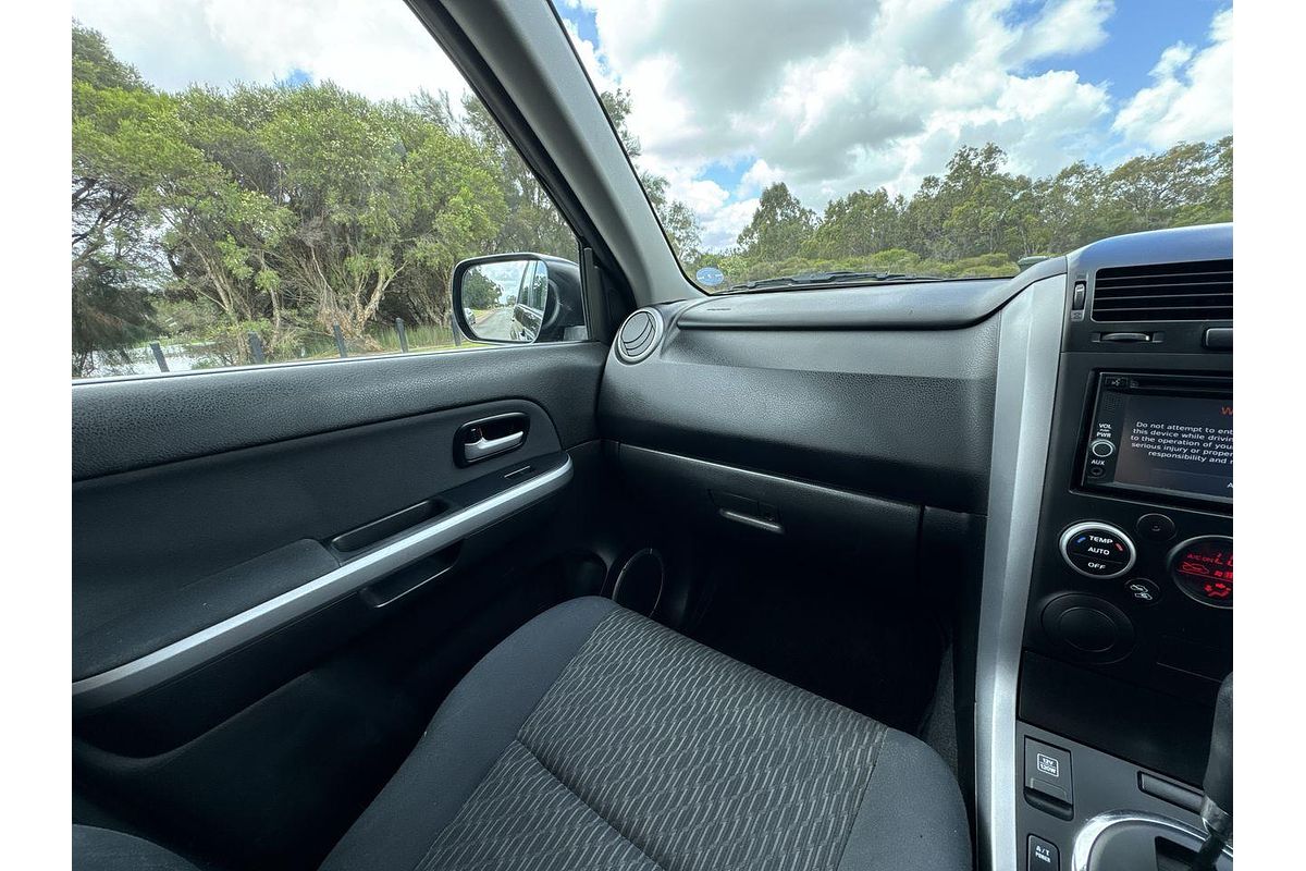 2013 Suzuki Grand Vitara Urban JB