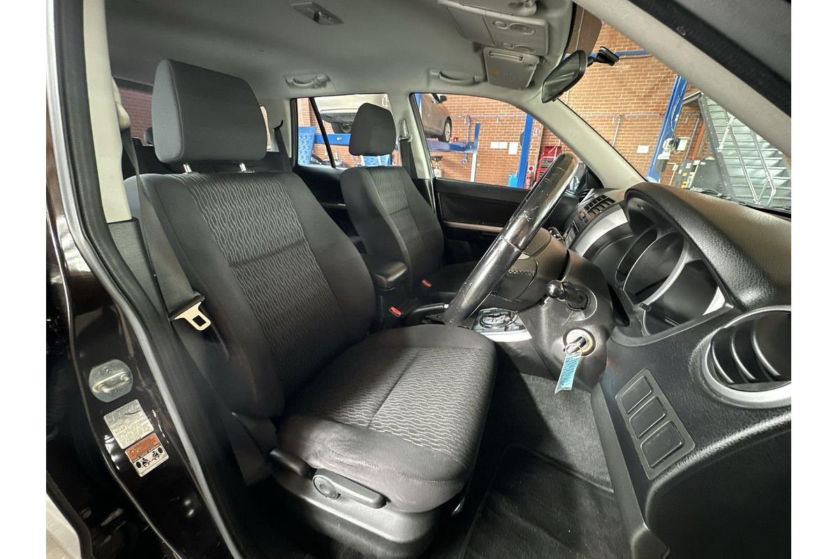 2013 Suzuki Grand Vitara Urban JB