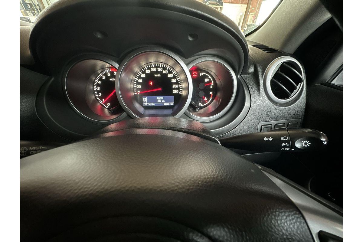 2013 Suzuki Grand Vitara Urban JB