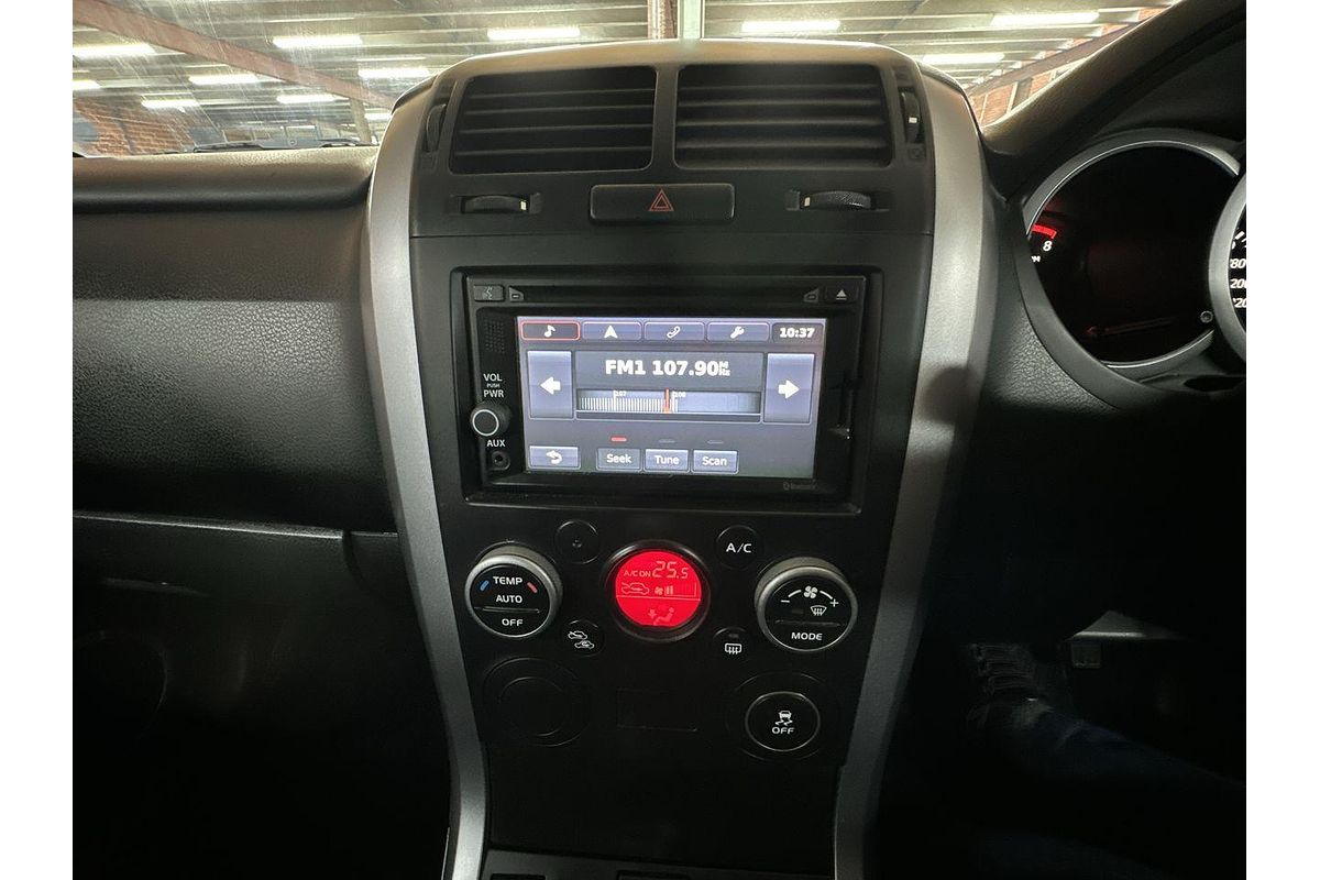 2013 Suzuki Grand Vitara Urban JB