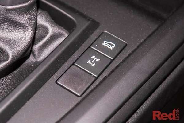2023 Isuzu D-MAX SX 4X4