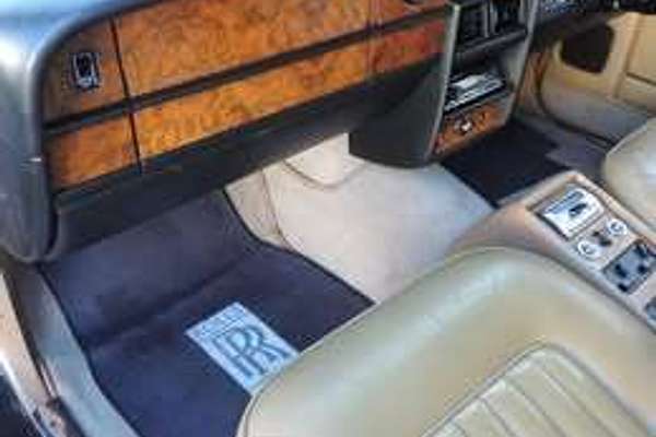 1988 Rolls-Royce SILVER SPIRIT