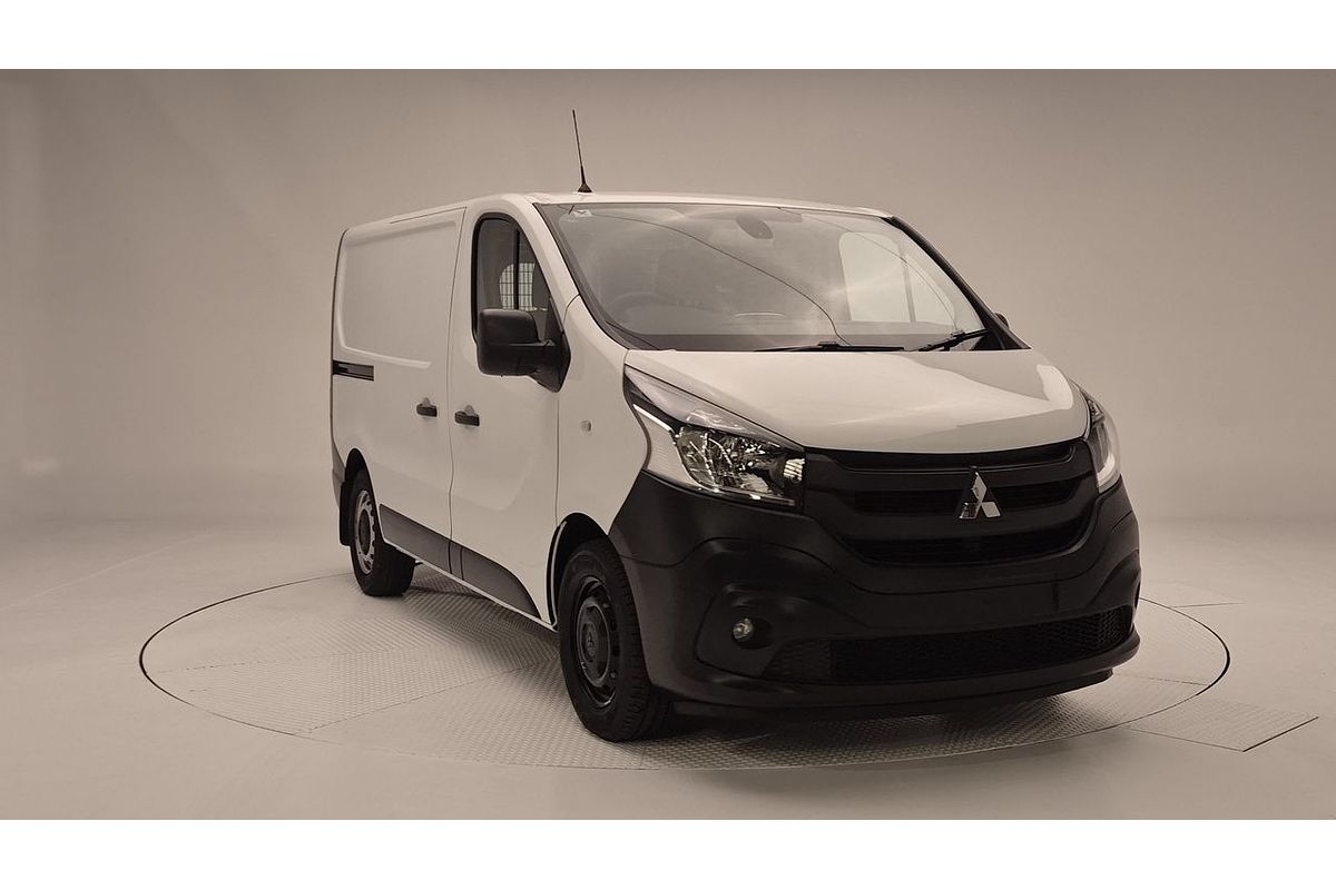 2021 Mitsubishi Express GLX SN SWB