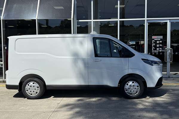 2024 LDV Deliver 7 SWB