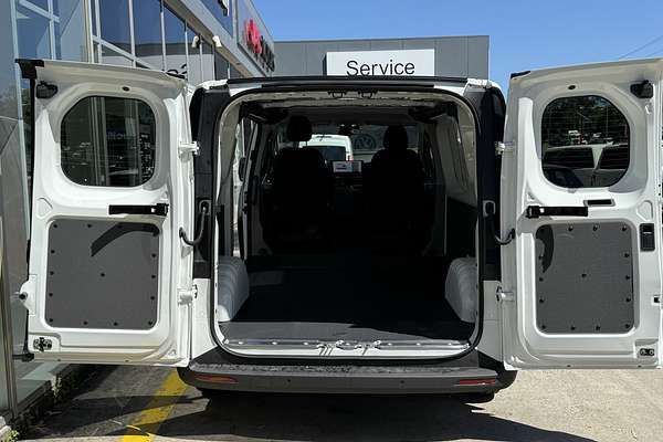 2024 LDV Deliver 7 SWB