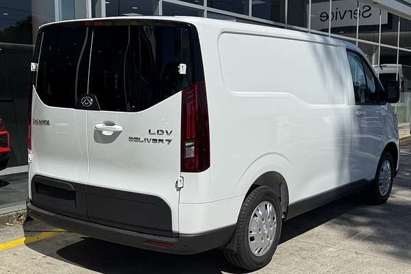 2024 LDV Deliver 7 SWB