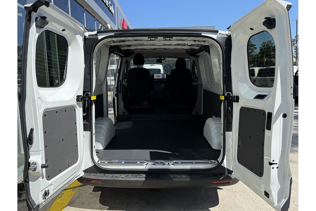 2024 LDV Deliver 7 SWB