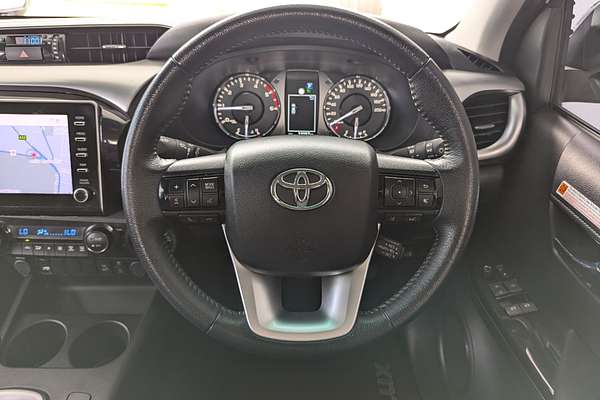 2022 Toyota HiLux SR5 GUN126R