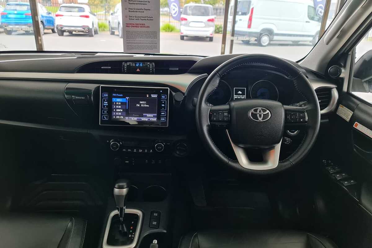 2018 Toyota HILUX SR5 GUN126R