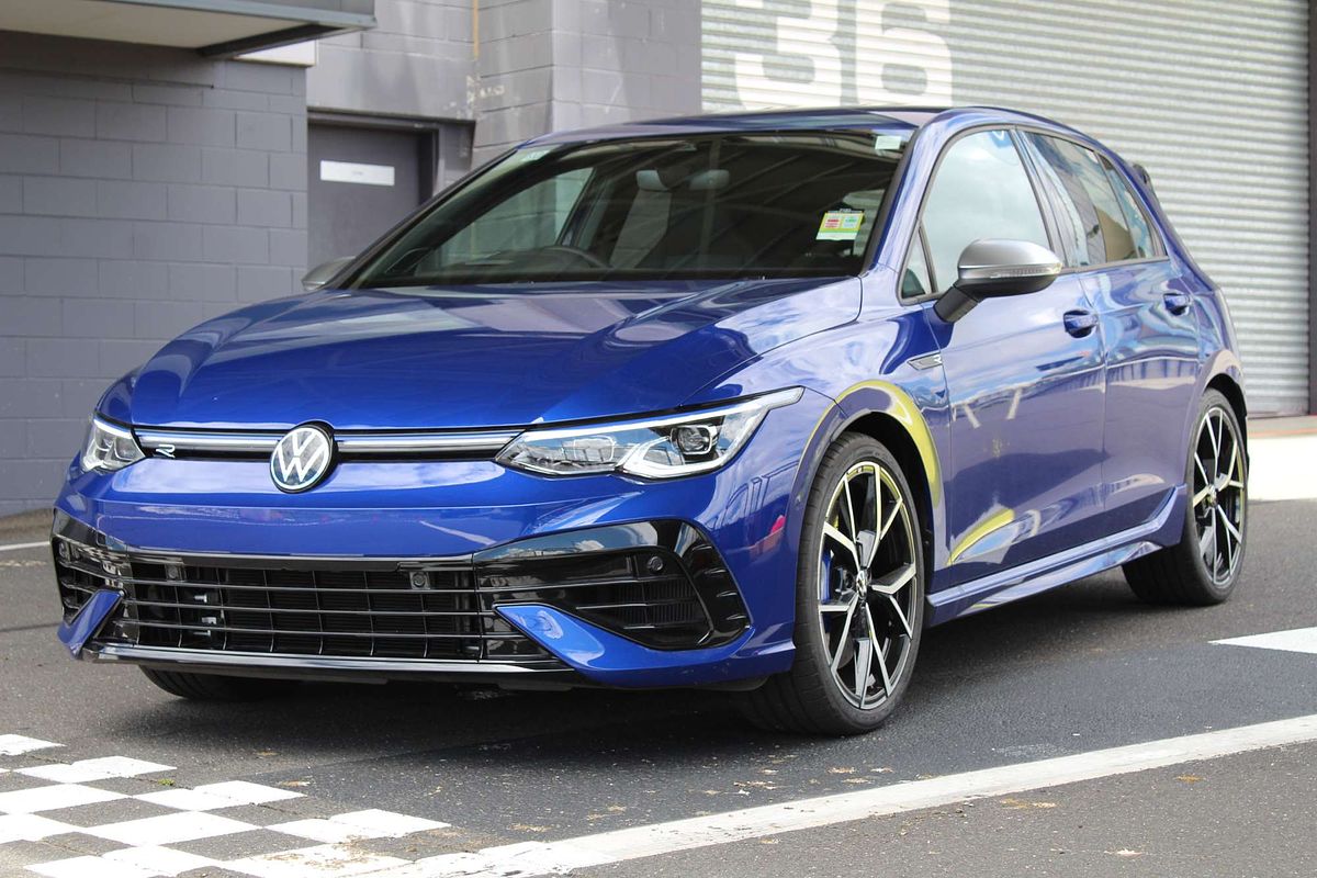 2024 Volkswagen Golf R 8