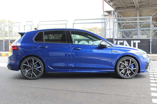 2024 Volkswagen Golf R 8