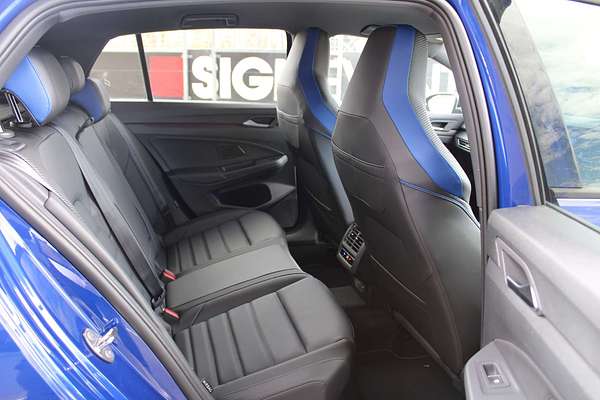 2024 Volkswagen Golf R 8