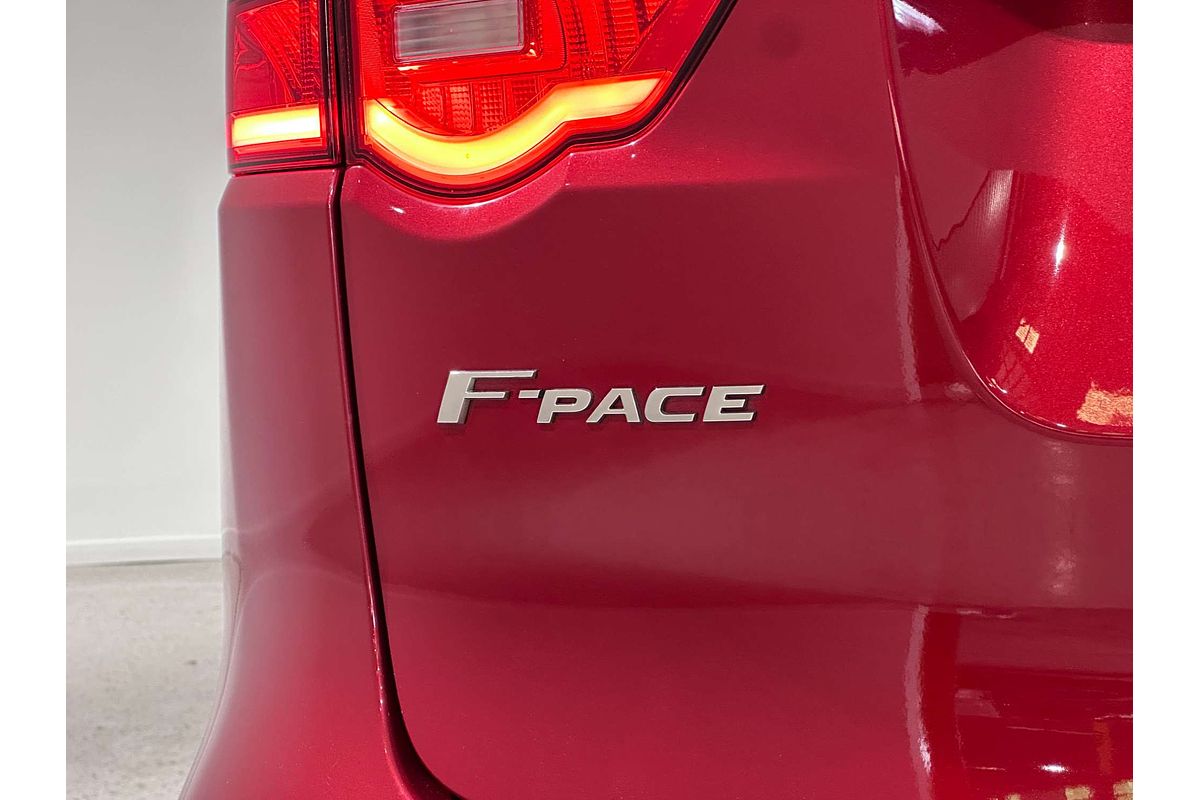 2017 Jaguar F-PACE 25d R-Sport X761