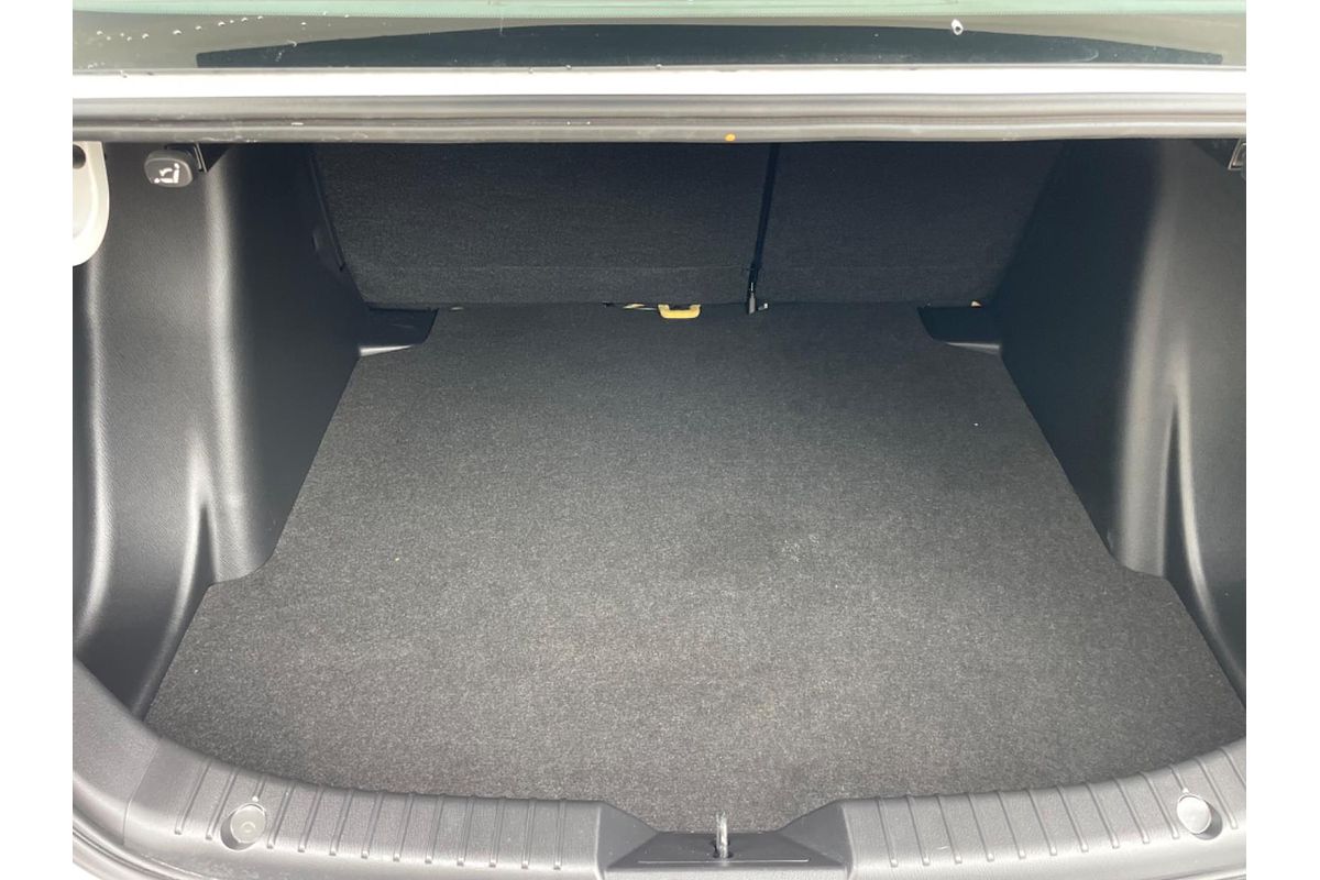 2016 Mazda MAZDA2 MAXX DL MY16