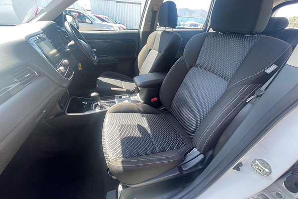 2019 Mitsubishi Outlander ES ZL