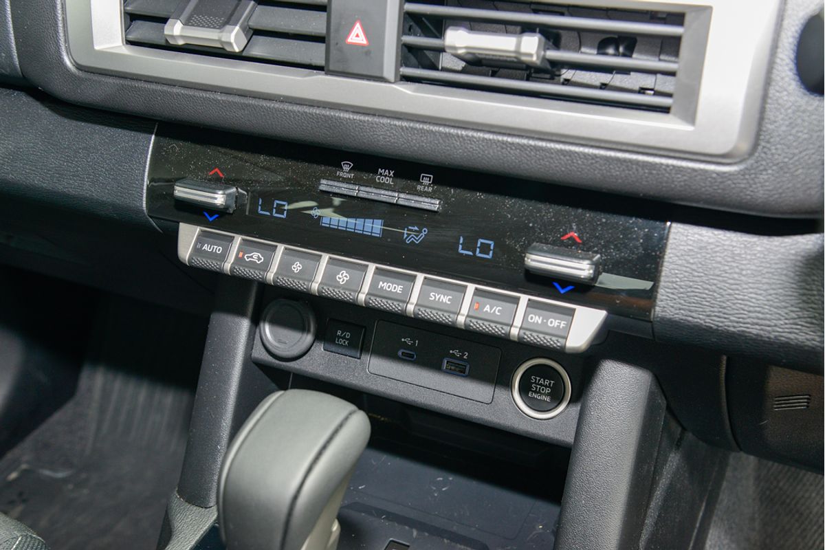 2024 Mitsubishi Triton GLS MV 4X4